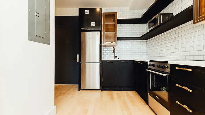 Rented by Nooklyn NYC LLC | media 29