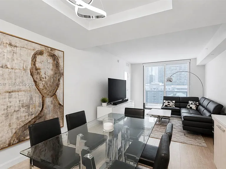 55 SW 9th St #1105 — Photo 10