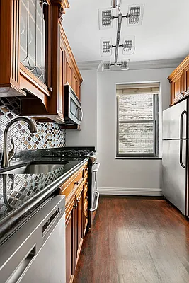 Sold by Corcoran | media 14