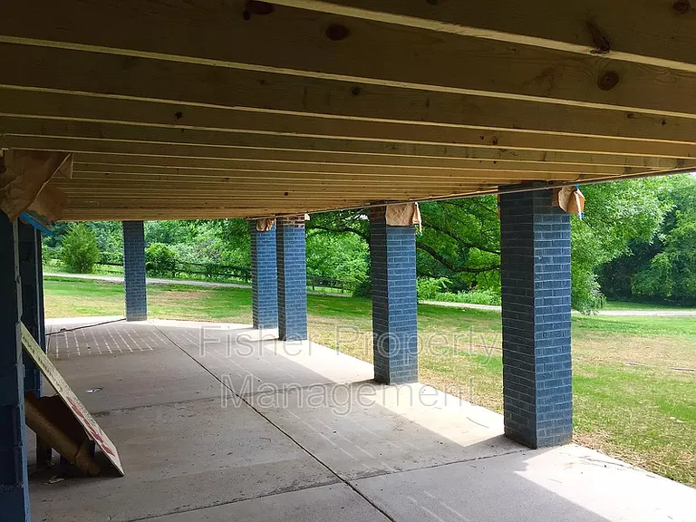 1500 Rustling Cedar Ln — Photo 20