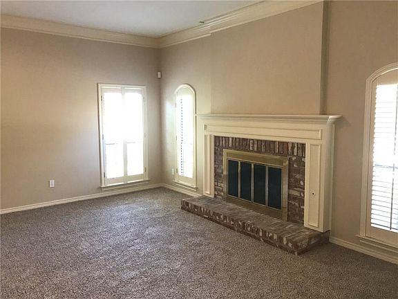 3rd image of 1508 Thames Dr