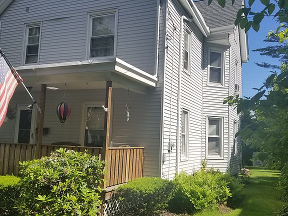 2nd image of 30 Albany Ave