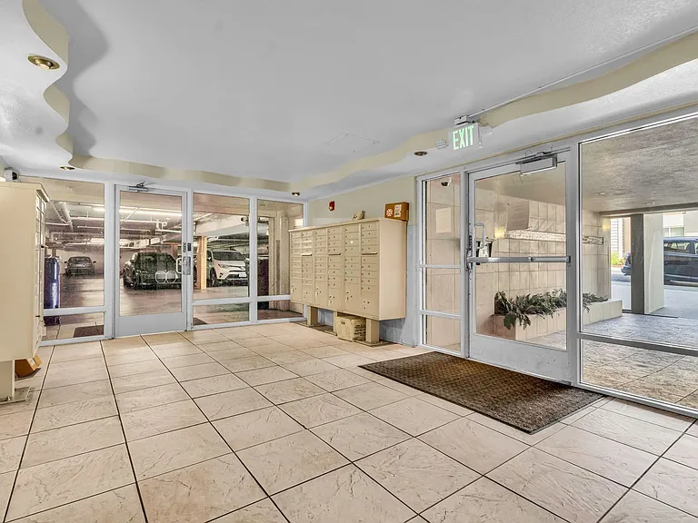 77 Fairmount Ave #105 — Photo 3