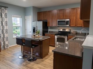 404 Jacobsen Dr, Newark, DE 19702