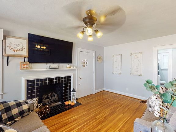 5th image of 414 Geary Ct