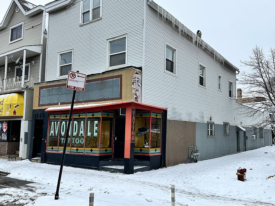 1st image of 3034 W Belmont Ave APT 2F