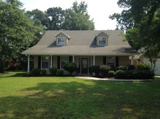 122 Oak Leaf Dr, Slidell, LA 70461