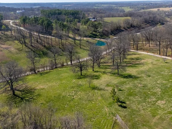 Robbins Rd, Springdale, AR 72762