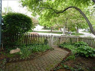 4th image of 2039 Mystic Bay Ct