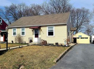 655 Suburban Dr, Chambersburg, PA