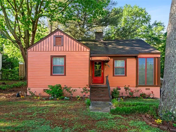 1776 Fairway Hill Dr SE, Atlanta, GA 30317
