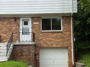 275 Universal Rd, Pittsburgh, PA 15235