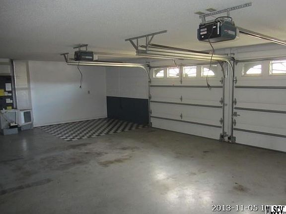 3rd image of 2209 Olde West Ct
