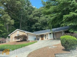 800 Lake Overlook, Roswell, GA 30076
