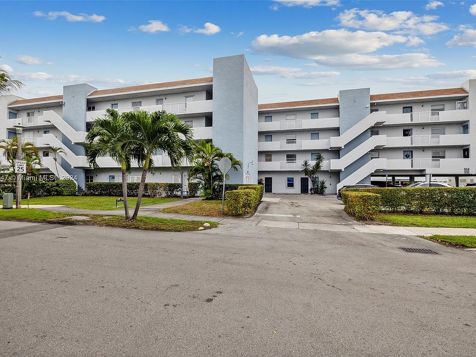 1st image of 3868 NE 169th St APT 307