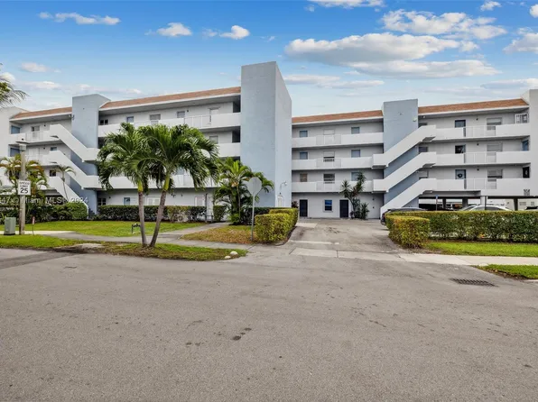 3868 NE 169th St APT 307, North Miami Beach, FL 33160