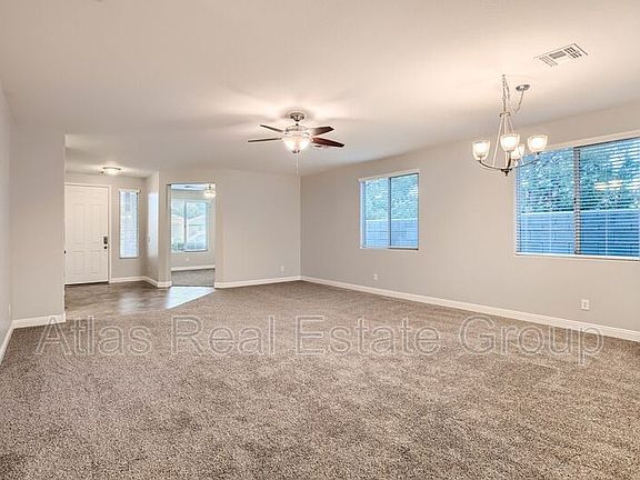 5th image of 1641 W Paisley Dr