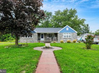 19 Deerpond Blvd, Atco, NJ 08004