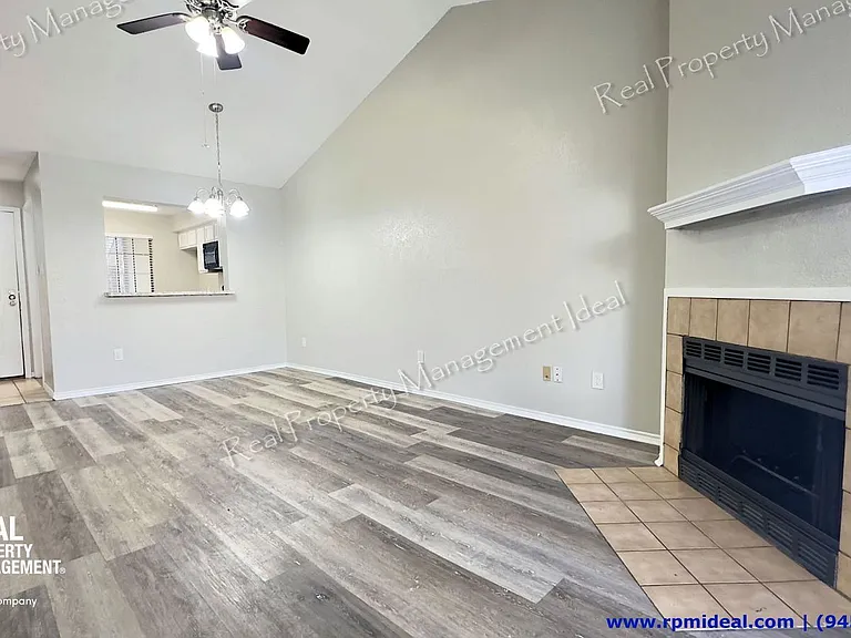 9601 Forest Ln #323 — Photo 5