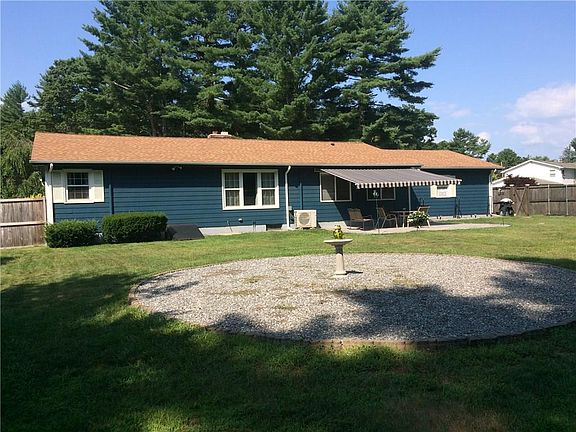 2nd image of 15 Kingswood Dr
