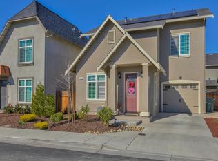 1640 Panorama Dr, Hollister, CA 95023