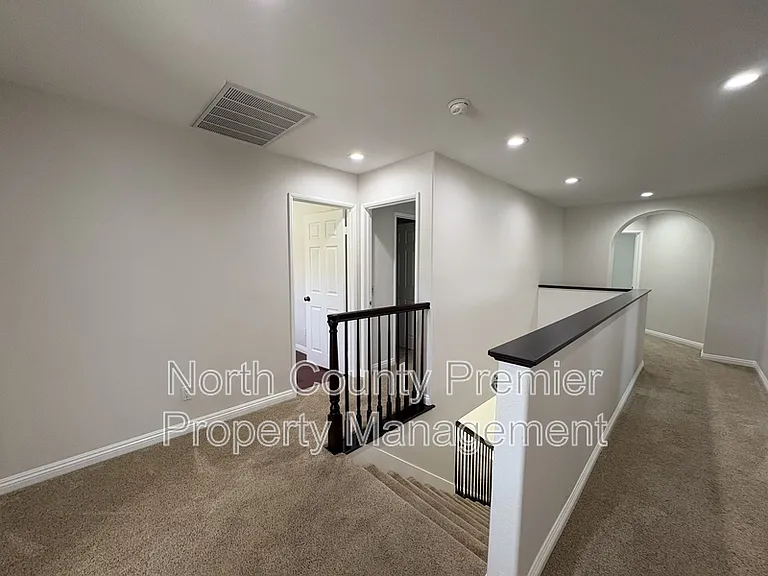 6071 Paseo Pradera — Photo 24