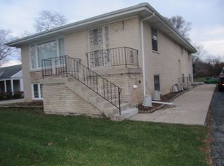 9817 W 56th St, Countryside, IL 60525