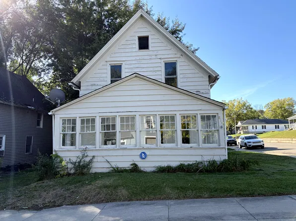 819 Division St, Mishawaka, IN 46545