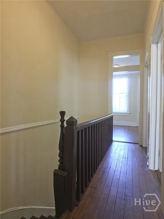 2 bed, 1.0 bath, 1108 sqft, $1,675 — Photo 3