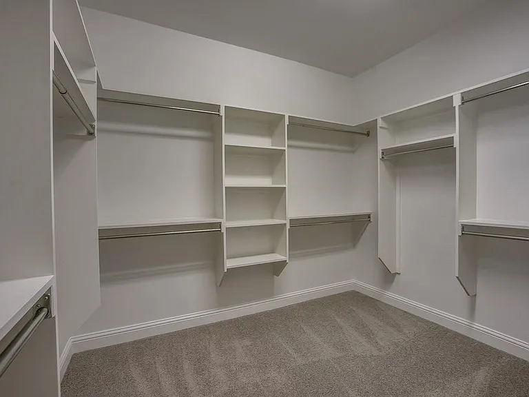 736 Carlisle Dr — Photo 23