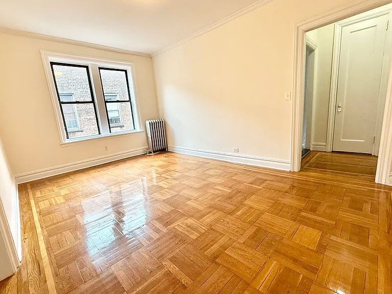 55 Payson Ave #6A — Photo 3