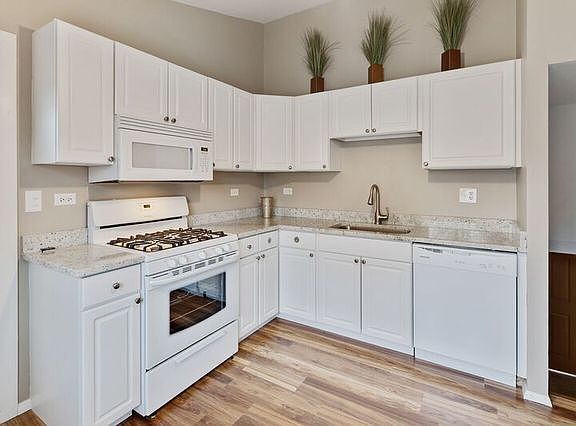 2nd image of 1540 Amarillo Dr