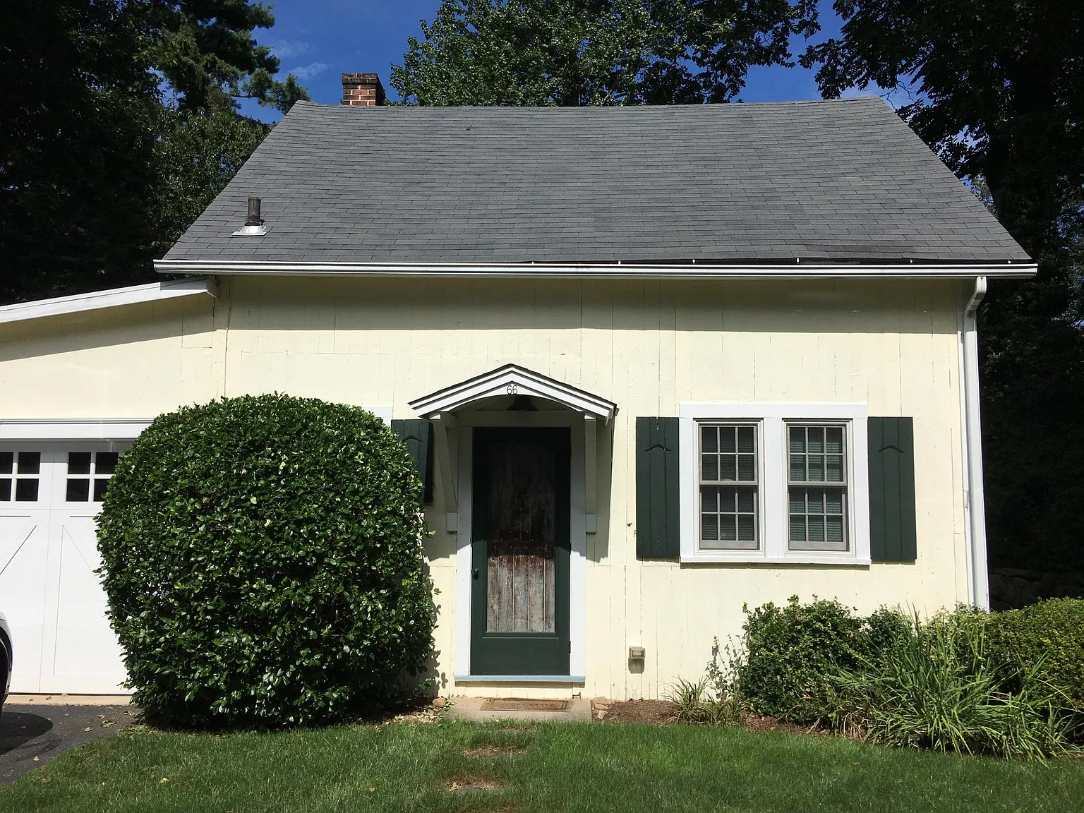 66 Ludlow Rd — Photo 1