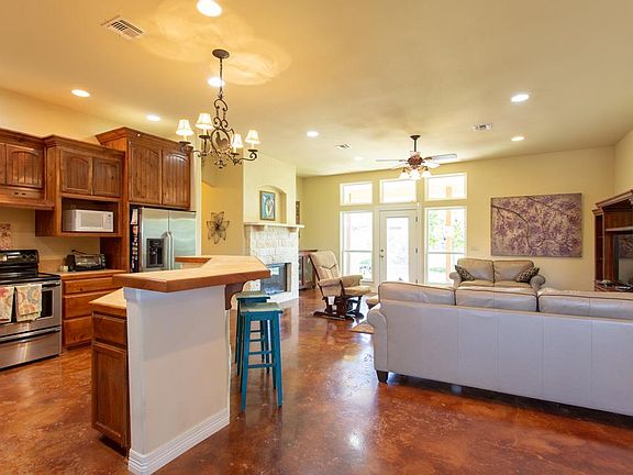 2nd image of 125 Fallow Dr