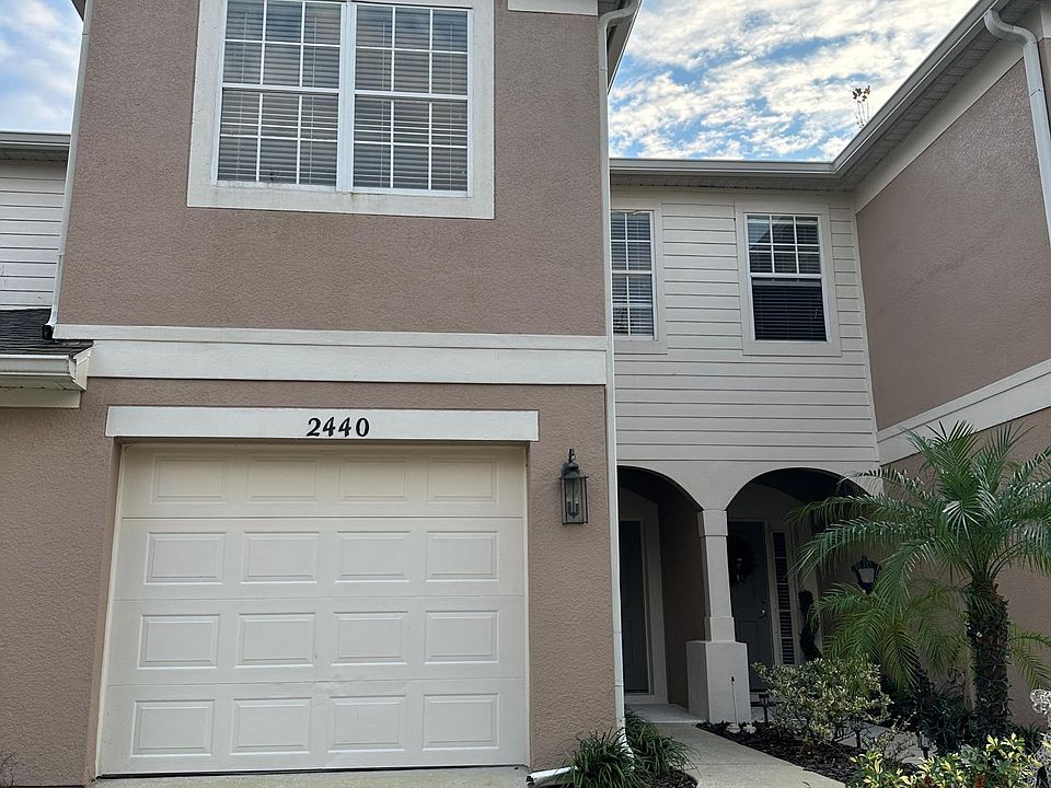 1st image of 2440 Stockton Dr
