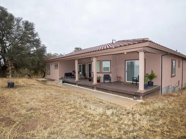 21271 Latrobe Rd, Plymouth, CA 95669