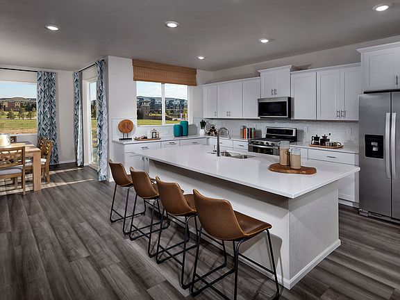 The Crestone floorplan modeled at Vive on Via Varra.