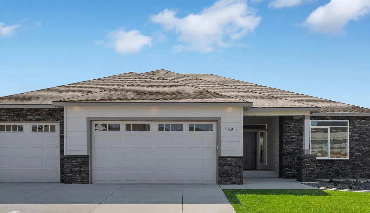 3 bed, 2048 sqft, $3,200 — Photo 1