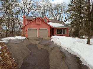 6411 Craig Dr, Eden Prairie, MN 55346