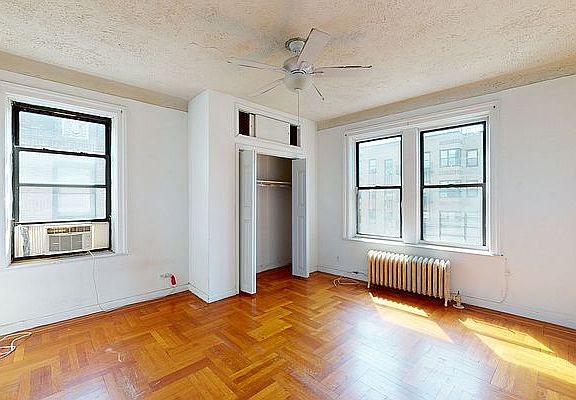 3rd image of 500 Fort Washington Ave #A51