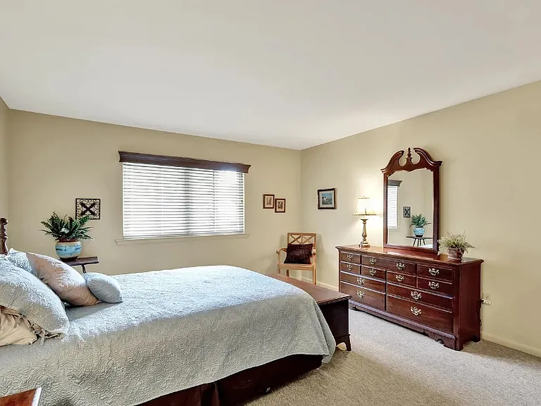 1801 Cambridge Ave #B-4 — Photo 4