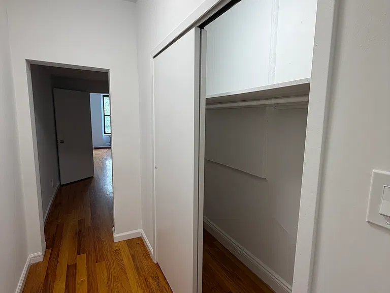1601 York Ave #3B — Photo 4