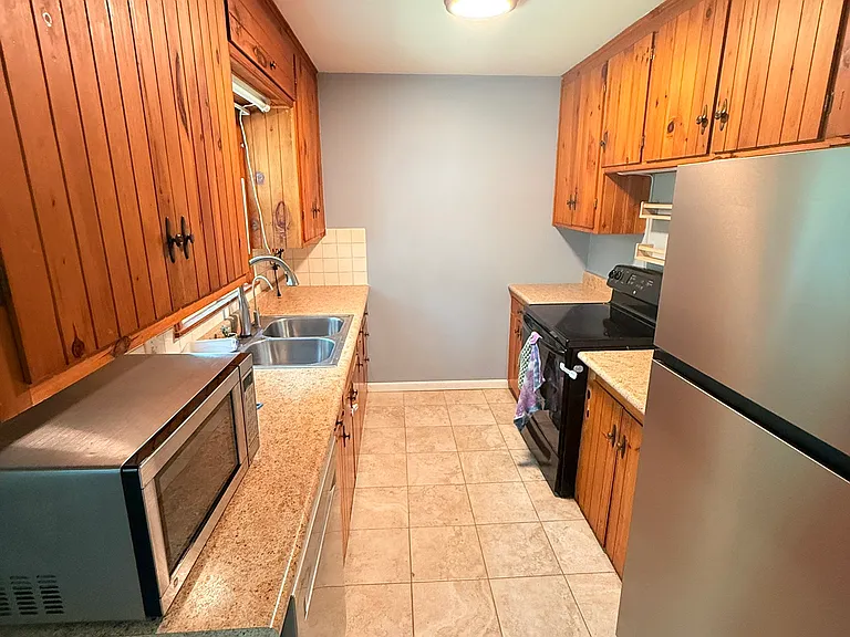 260 Stewart Ave — Photo 6
