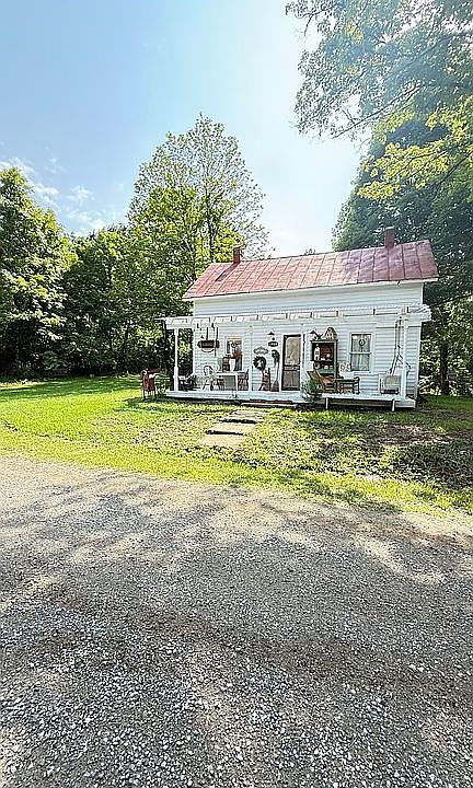 1st image of 1935 Dutch Ridge Rd
