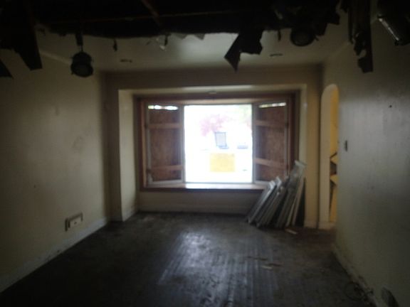 2nd image of 8914 S Dorchester Ave