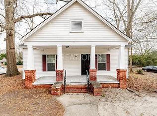 900 Pineview St, Camden, SC 29020