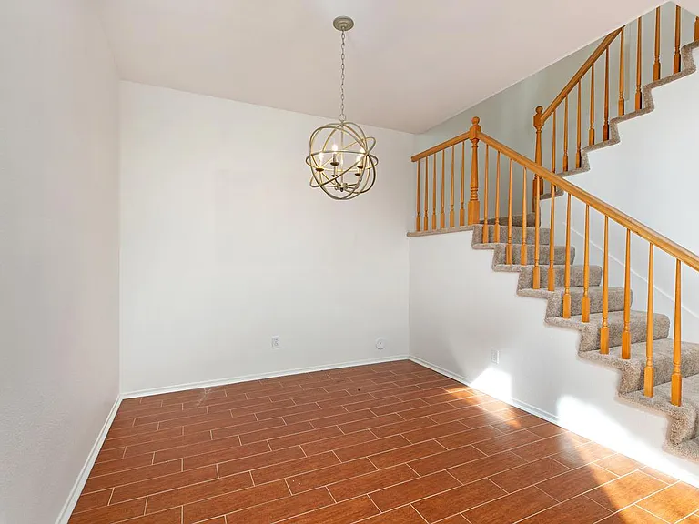132 Matisse Cir — Photo 9