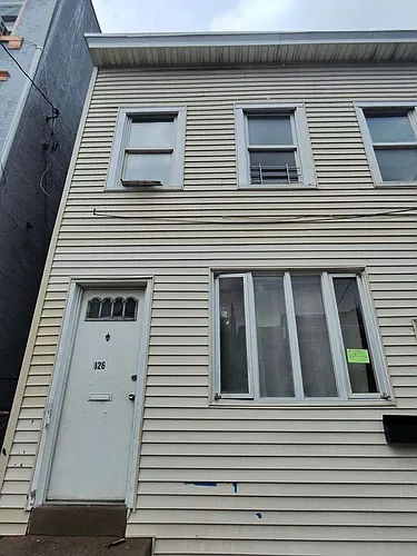 826 S Clinton Ave #B Photo 1