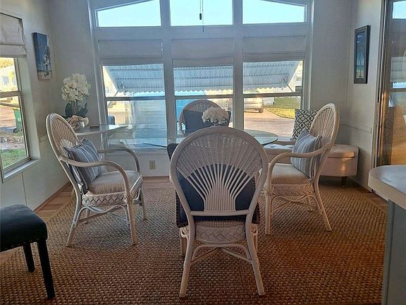 5th image of 9 Pearl Dr #9-P