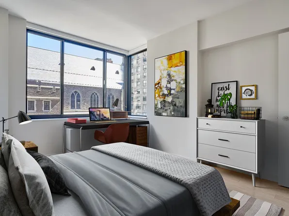 1 Columbus Place image 7 of 29